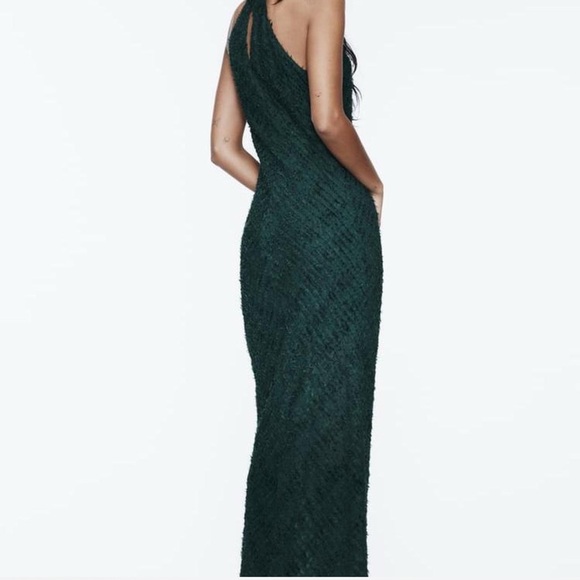 Elegant Dark Green Halter Dress - Picture 6 of 8